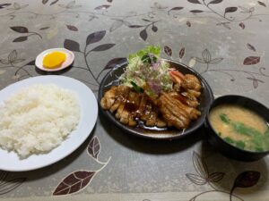 レストランふじの焼肉定食(950円)