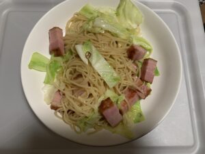 キャベツとベーコンのスパゲッティ